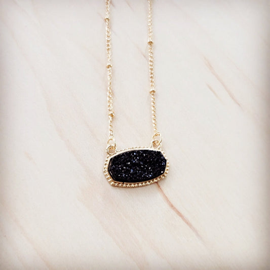 **Knotted Gold Chain Necklace w/ Pendant 257kz