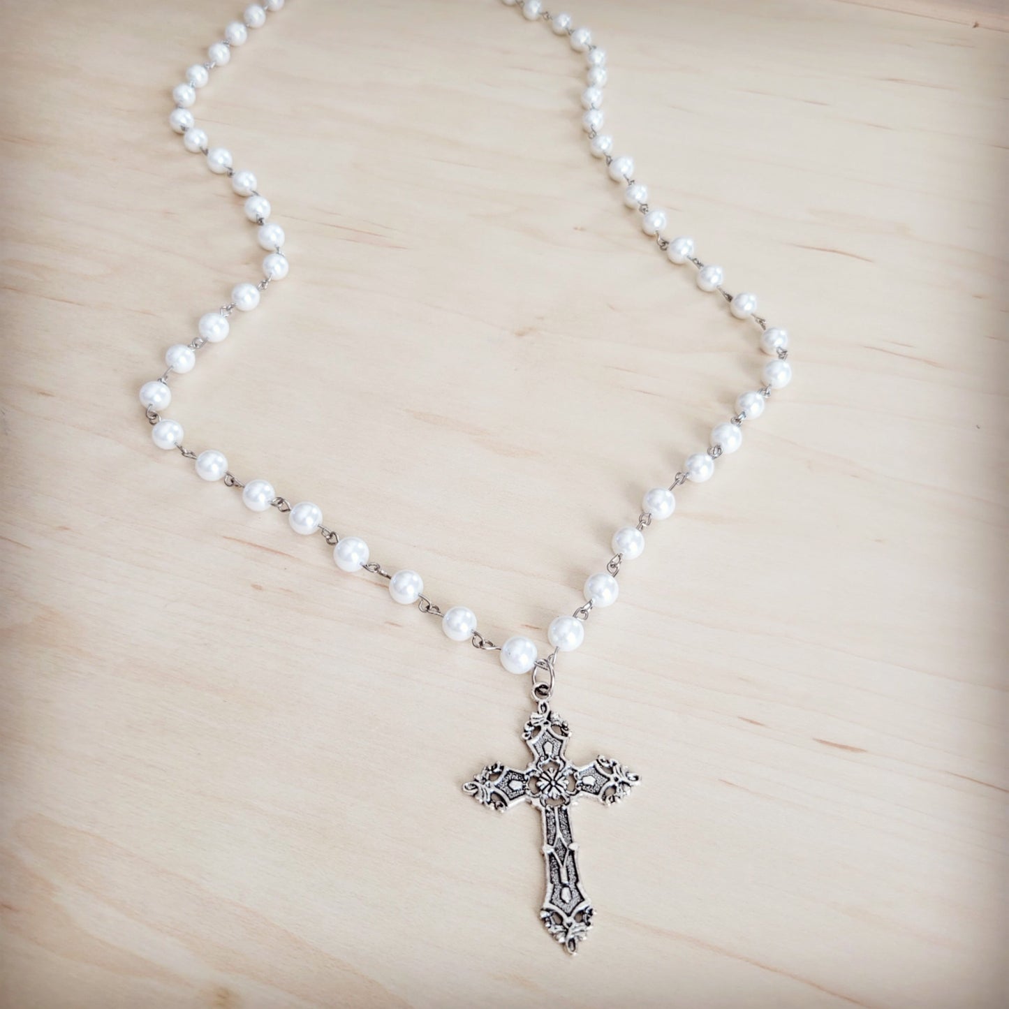 **Pearl Long Beaded Necklace with Antique Silver Cross 262p-2