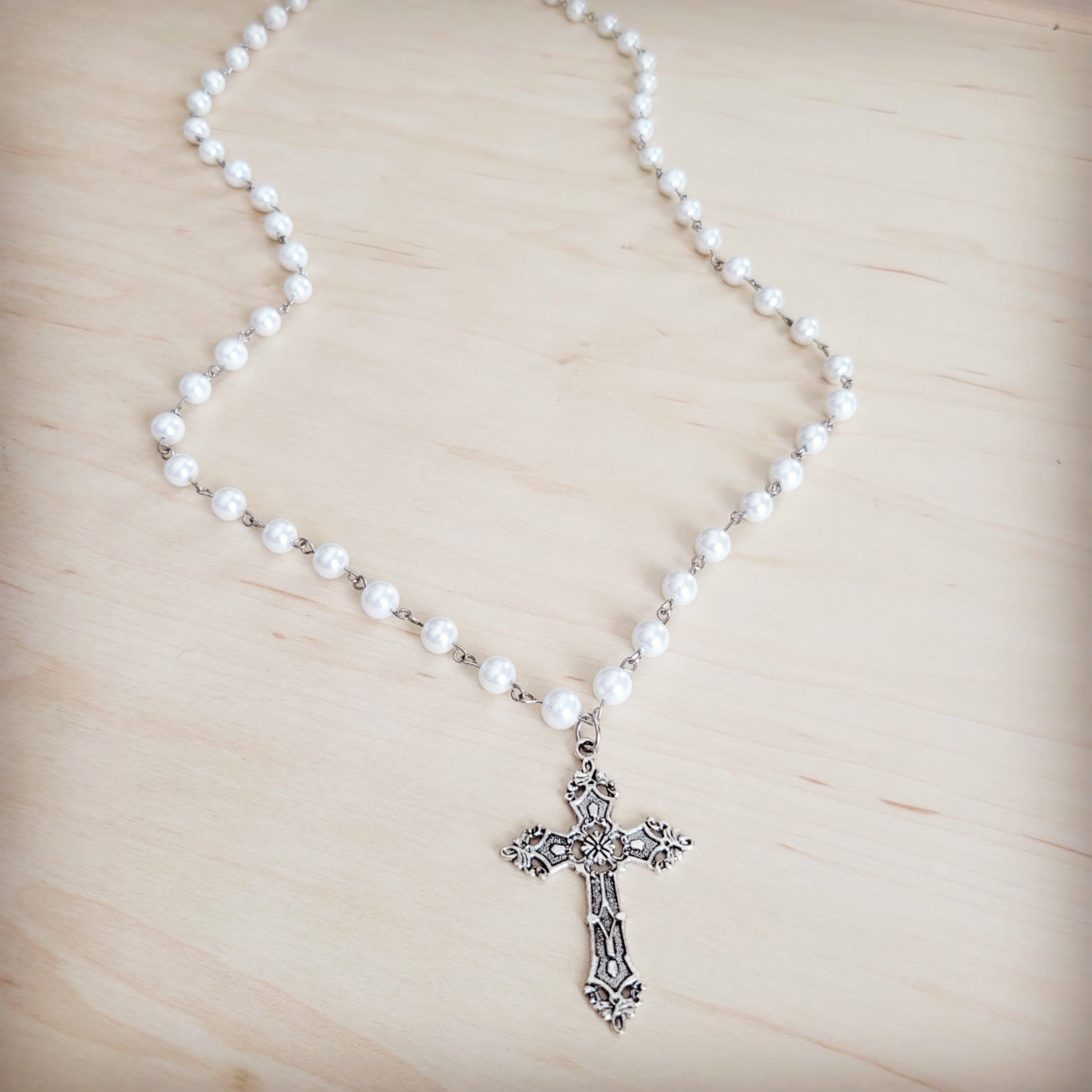 **Pearl Long Beaded Necklace with Antique Silver Cross 262p-2