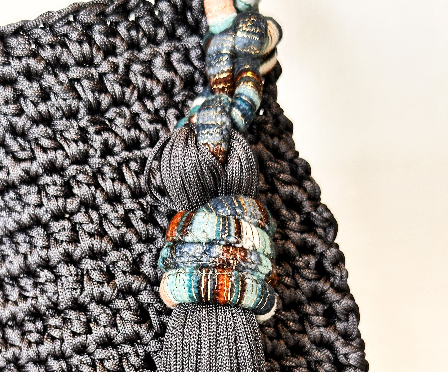 Pompeia Handwoven Bag-1