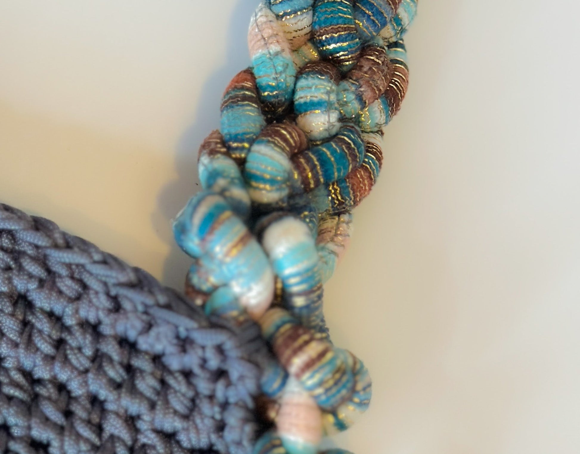 Pompeia Handwoven Bag-3